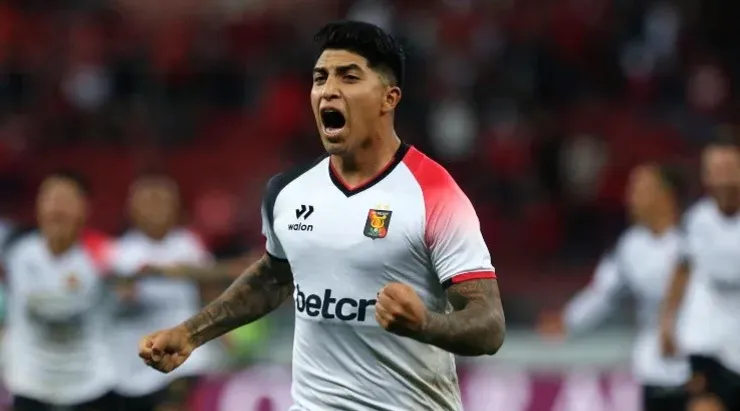 Cruz Azul sigue buscando un delantero en el mercado (Getty)