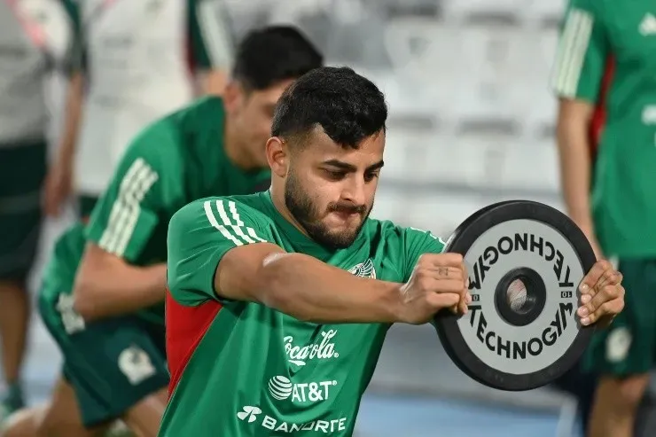 Vega será titular en el debut ante Polonia. Créditos: Imago7