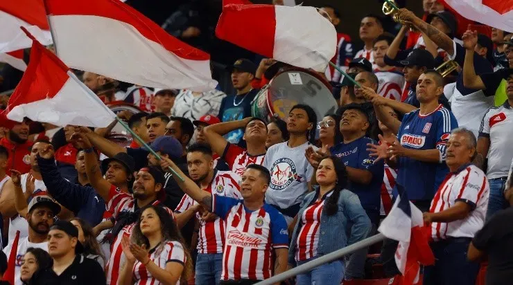 Chivas debuta el viernes por la Copa Sky. (Getty Images)