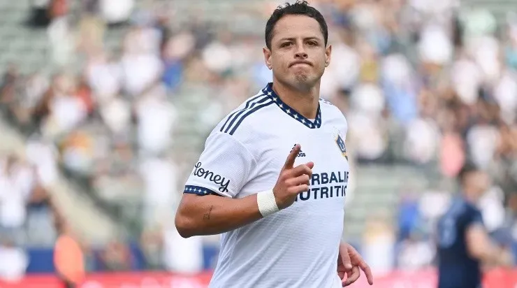 Carson, California, Estados Unidos de Norteamerica, 4 de septiembre de 2022. Javier Hernández “Chicharito” anota gol durante el partido de temporada regular de la MLS, entre el Galaxy de Los Angeles y el Sporting KC, celebrado en el Dignity Health Sports Park. Foto: Imago7/ Etzel Espinos4