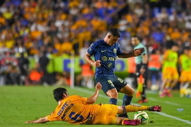 Richard Sánchez le respondió al Pocho Guzmán (Imago7)