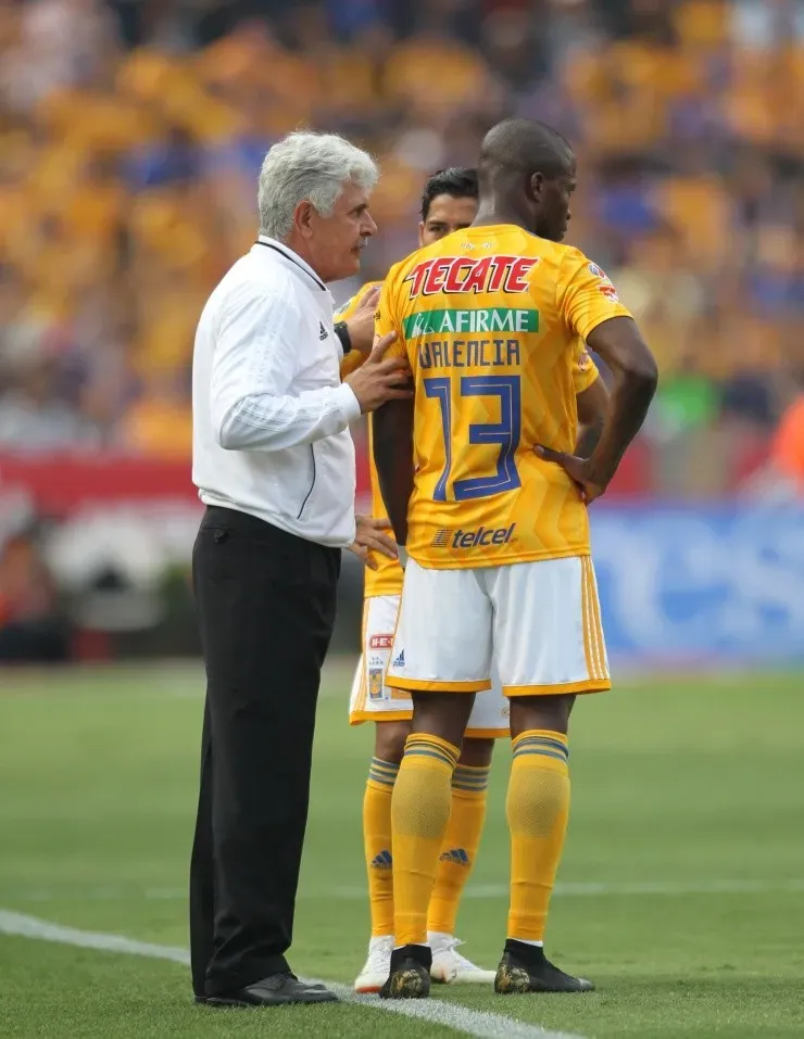 Ricardo Ferretti y Enner Valencia