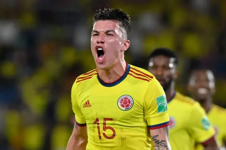 Matheus Uribe podría regresar al continente