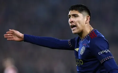 Edson Álvarez, también en la mira del Newcastle (Imago)