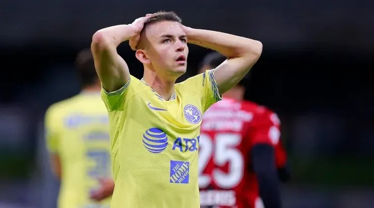 CIUDAD DE MEXICO, MEXICO - FEBRERO 19: Alvaro Fidalgo del America en lamento durante el juego de la jornada 8 del Torneo Clausura 2023 de la Liga BBVA MX en el Estadio Azteca el 19 Febrero de 2023 en Ciudad de Mexico, Mexico. (Foto: Mauricio Salas/JAM MEDIA)