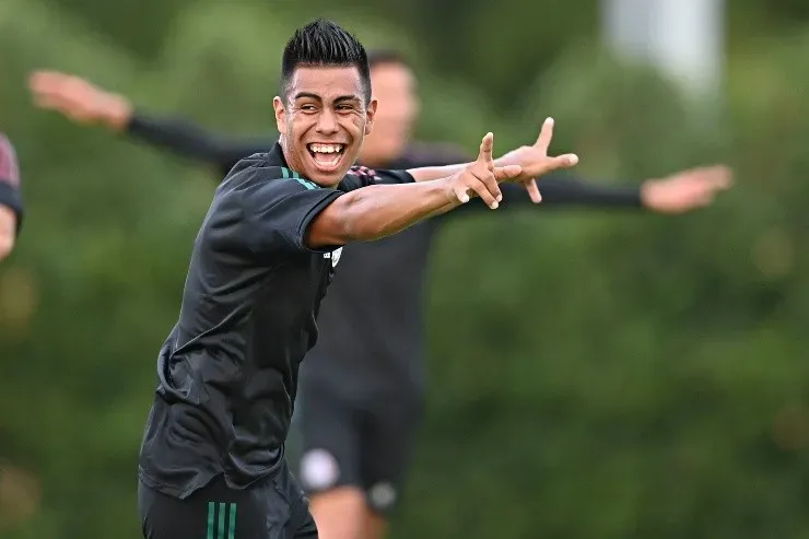 Efraín Álvarez regresa a la convocatoria de la Selección Mexicana (Imago7)