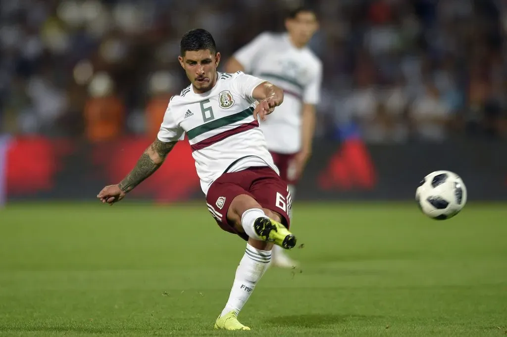 Víctor Guzmán sólo disputó seis encuentro con la Selección Mexicana  (Jam Media)
