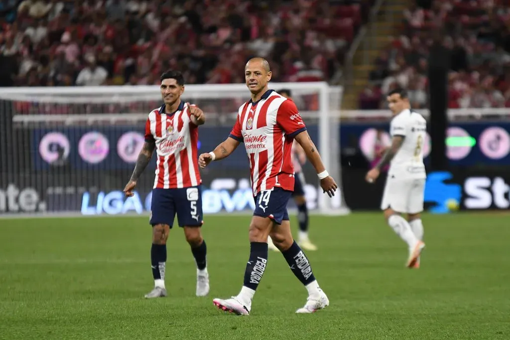 Chicharito Hernández no viaja con su compañeros a Ciudad de México