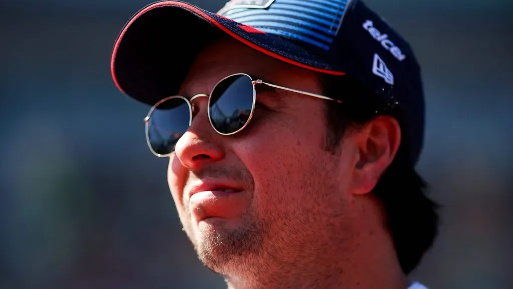 Checo Pérez debe resolver su futuro en Red Bull (IMAGO)