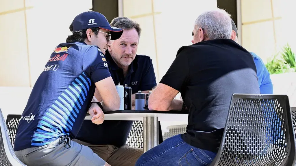 Checo Pérez se juega con continuidad en Red Bull