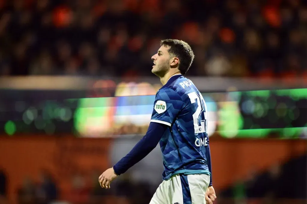 Santi Giménez se encuentra en un mal presente (Imago)