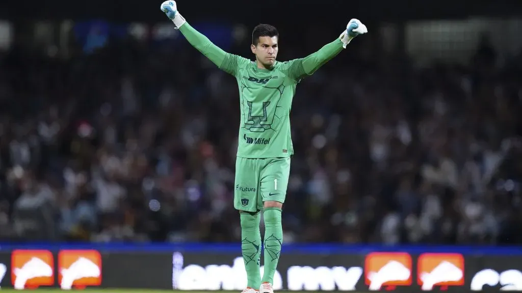 Julio González le manda advertencia al América