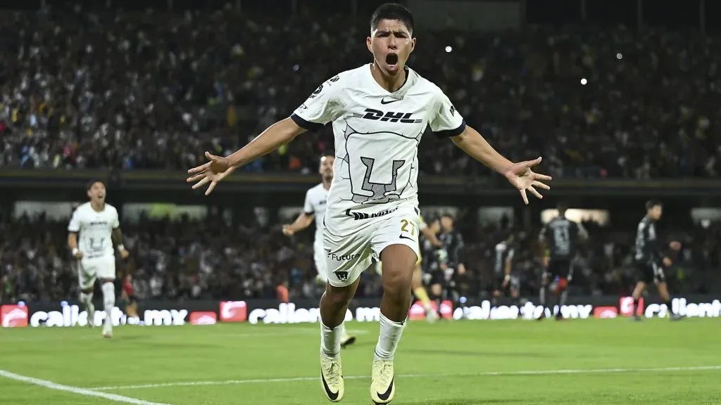 Piero Quispe viene de darle la victoria a Pumas sobre León con un gol