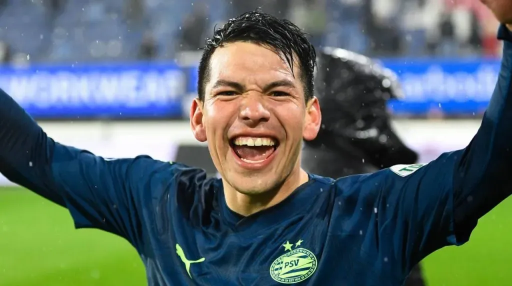 Hirving Lozano ha ganado un título con el PSV