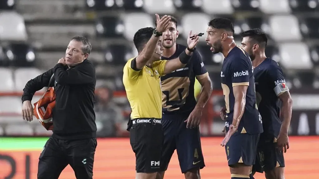 Adonai Escobedo fue protagonista principal del Pachuca vs. Pumas (Imago7)