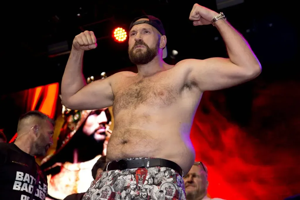 Tyson Fury se llevará una bolsa tres veces mayor a la de su rival. (Imago)
