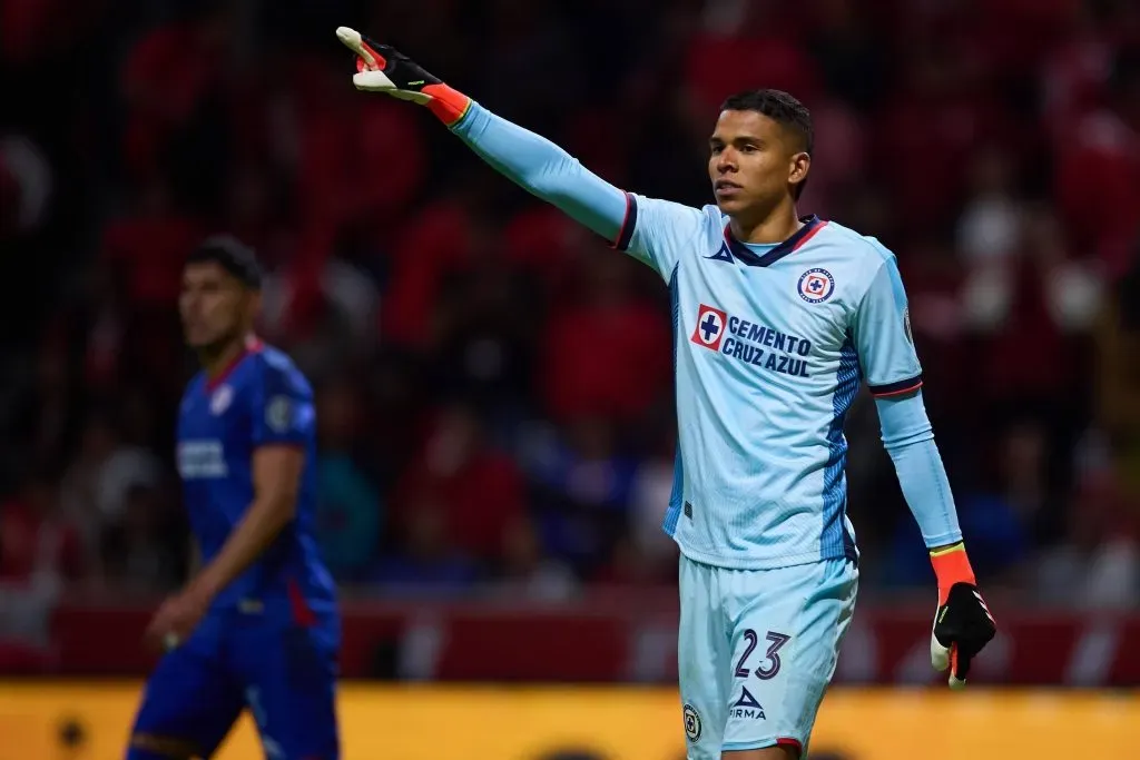 Mier mantuvo la valla invicta en 10 partidos sobre 22 posibles durante el Clausura. (Imago)