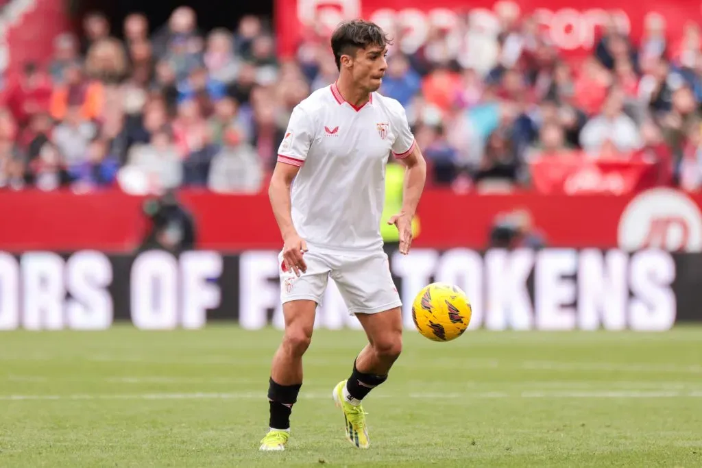 Óliver Torres quedó libre en el Sevilla (Imago)