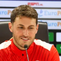 "Te deseo lo mejor": el día en el que Lionel Messi mostró su humildad y felicitó a Santi Giménez