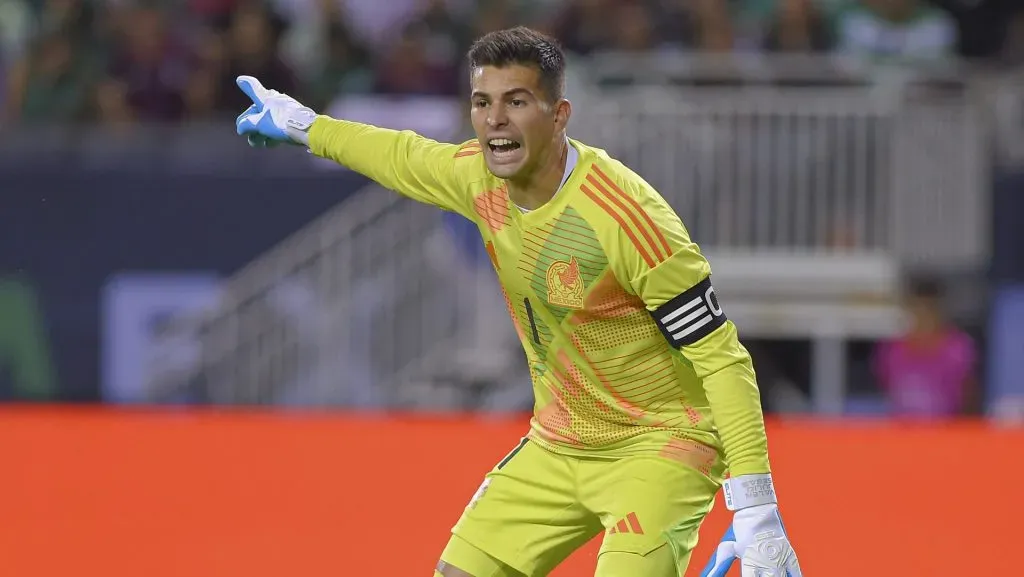 Julio González sería el portero titular de México en la Copa América (IMAGO)