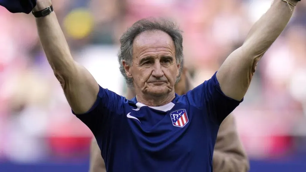 El Profe Ortega se incorpora al equipo de trabajo de Veljko Paunovic en Tigres (IMAGO)