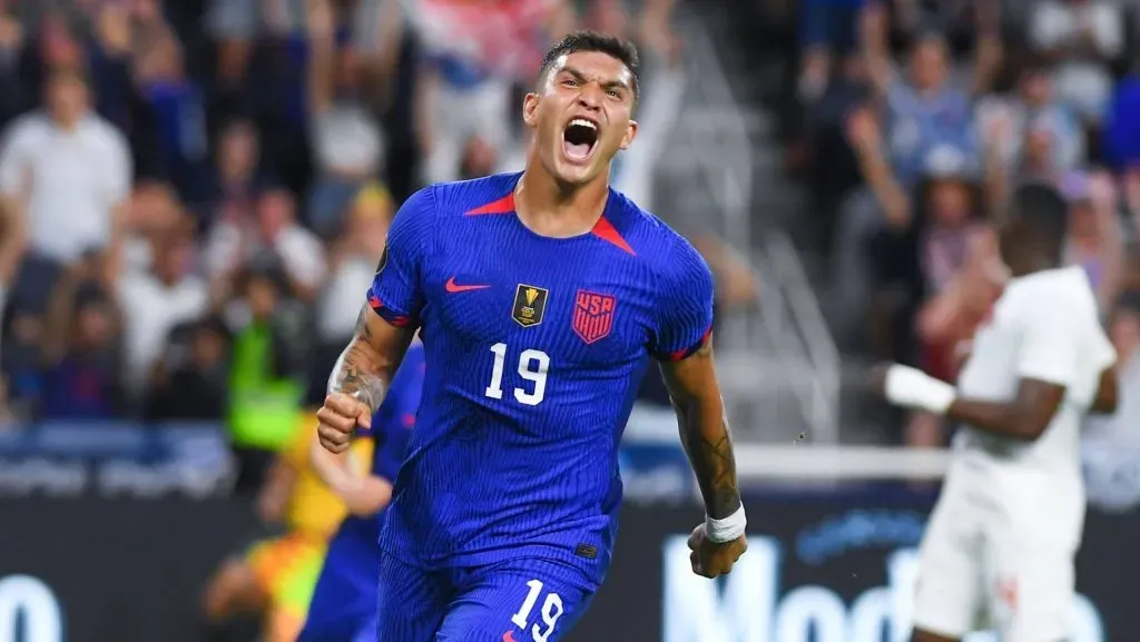 Brandon Vázquez festejando un gol frente a Canadá (IMAGO)