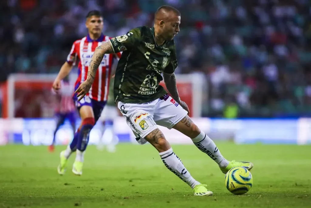 Diente López con Club León (IMAGO)