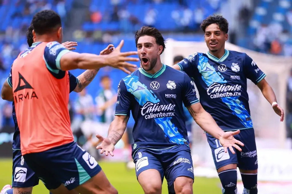 Lucas Cavallini festeja el gol de triunfo de Puebla. (Getty Images)
