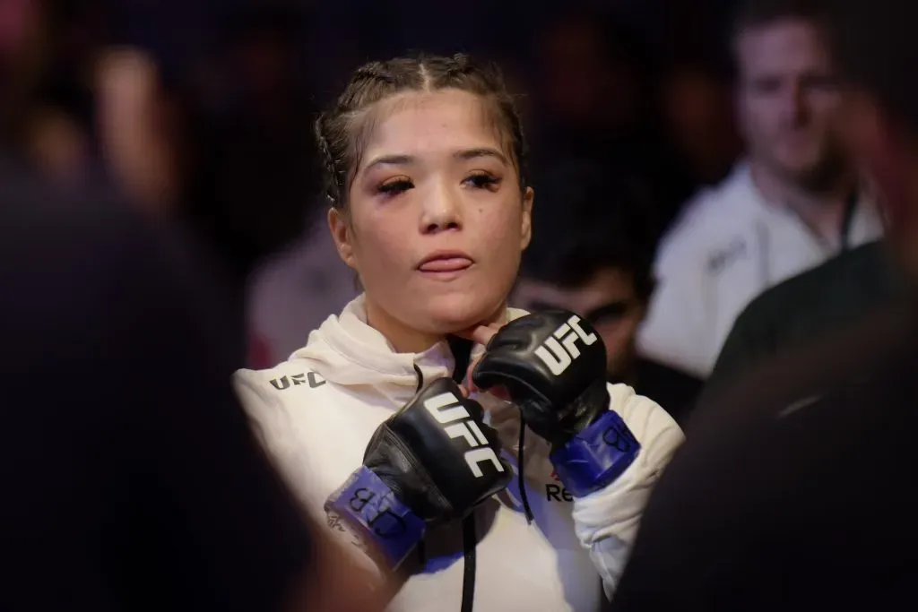 Tracy Cortez se tuvo que cortar el pelo para poder pelear ante Rose Namajunas y finalmente terminó perdiendo por decisión unánime. (IMAGO)