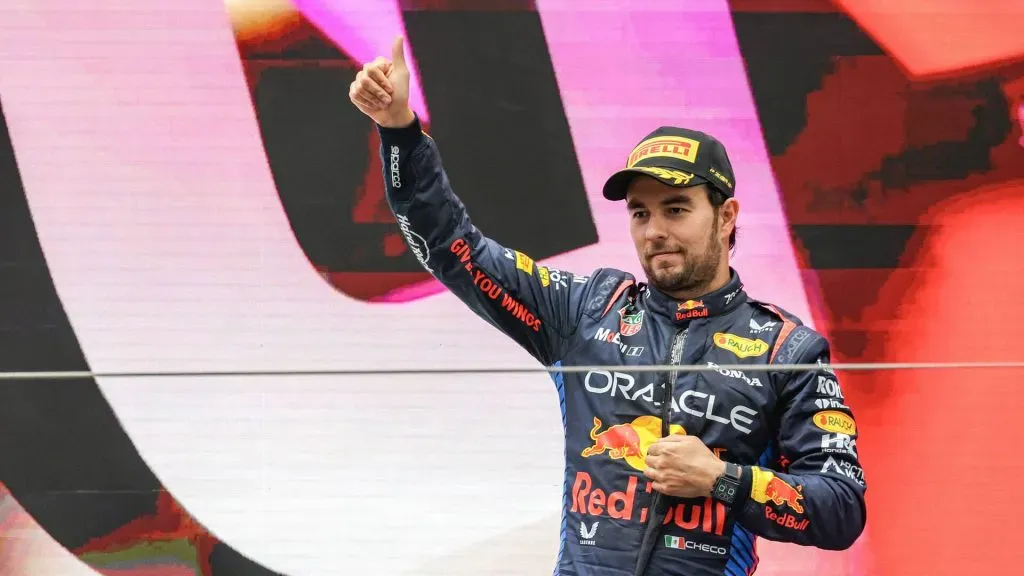 Checo Pérez supera a Michael Schumacher en la tablo histórica de pilotos