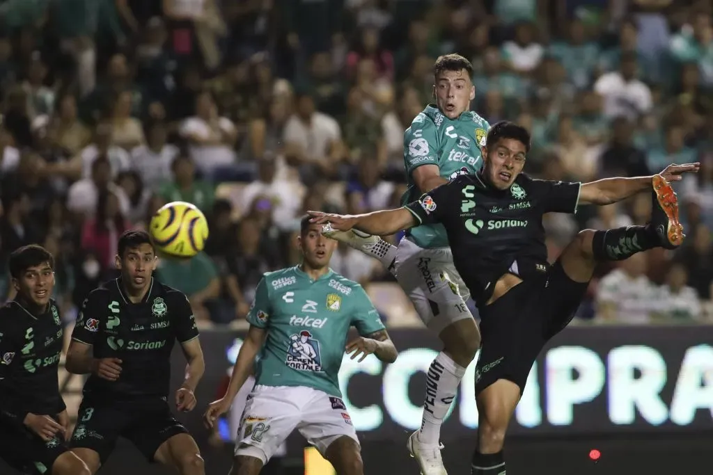 El último enfrentamiento entre ambos equipos finalizó 3-2 a favor de León. (Imago)