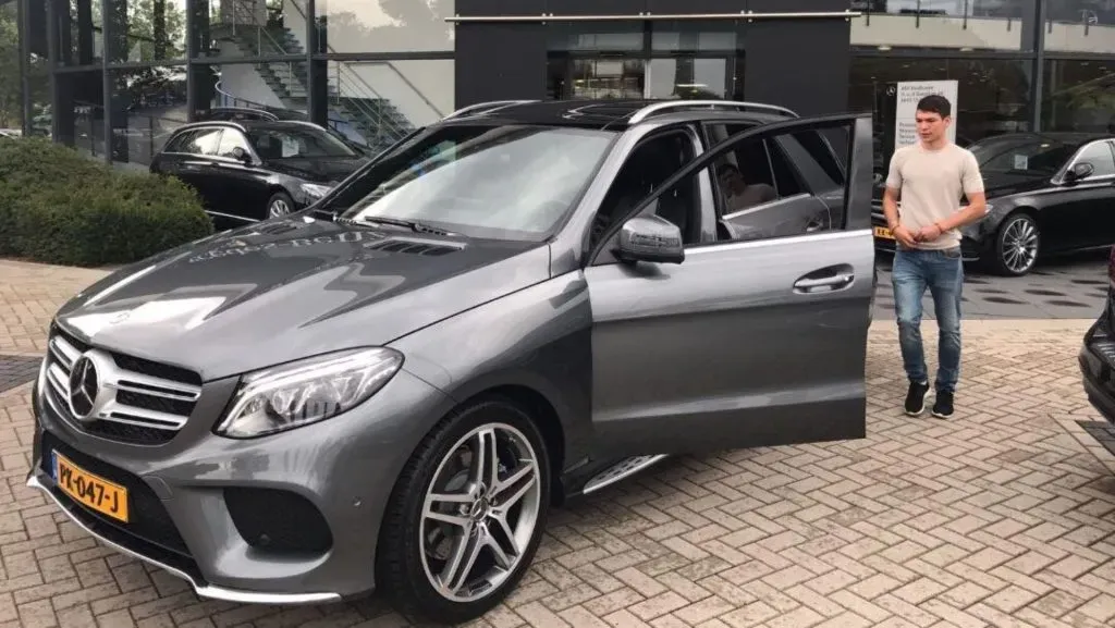 “Chuky” y un gran regalo por parte de su equipo (Instagram)