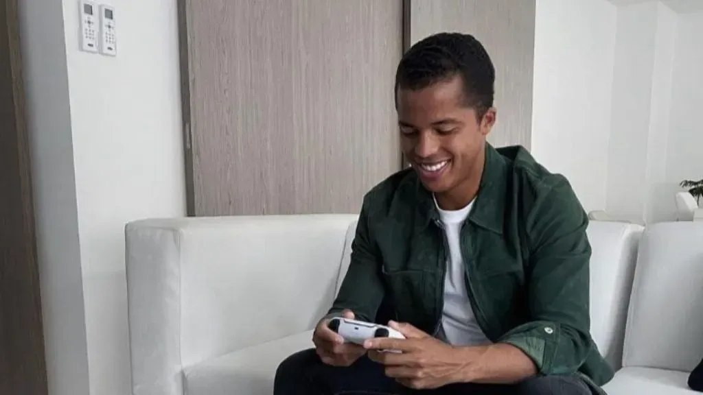 Salón de juegos, para el hogar de Dos Santos (Instagram)