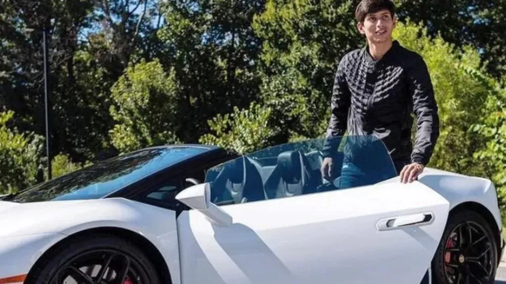 Damm logró comprar su coche favorito (Instagram)