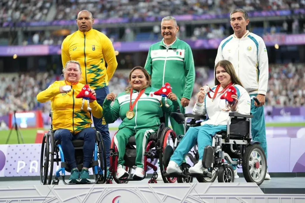 La mexicana superó a la brasileña Elizabeth Rodrigues Gomes (plata) y a la uzbeca Nurjon Kurbanova (bronce). (Comité Paralímpico Mexicano).