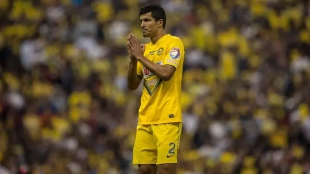 El “Maza” terminó cuestionado por ambas aficiones (América redes)