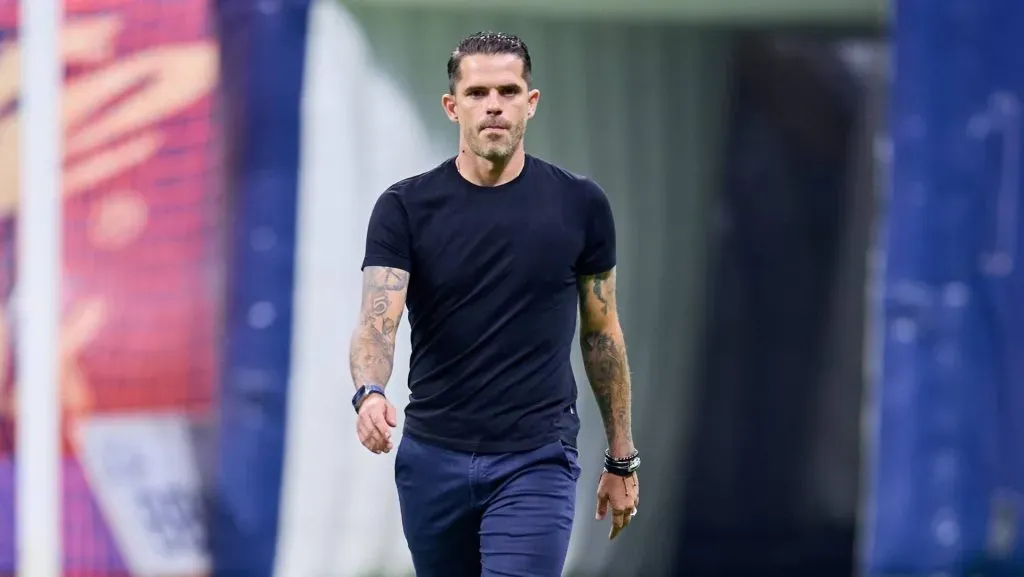 El futuro de Fernando Gago en Chivas no es claro y su salida es una posibilidad (IMAGO)