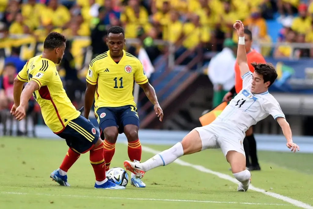 Uruguay y Colombia empataron 2-2 en el encuentro que disputaron por la primera rueda en Barranquilla. (Getty Images)
