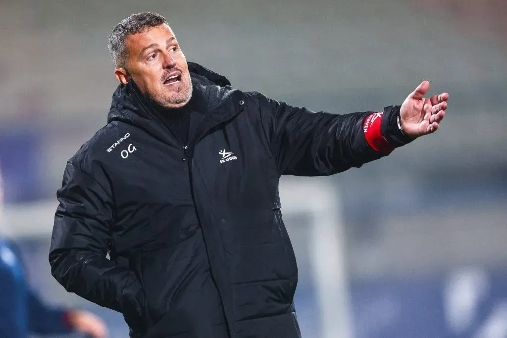 Óscar García está a detalles de ser el nuevo entrenador de Chivas. (Imago)