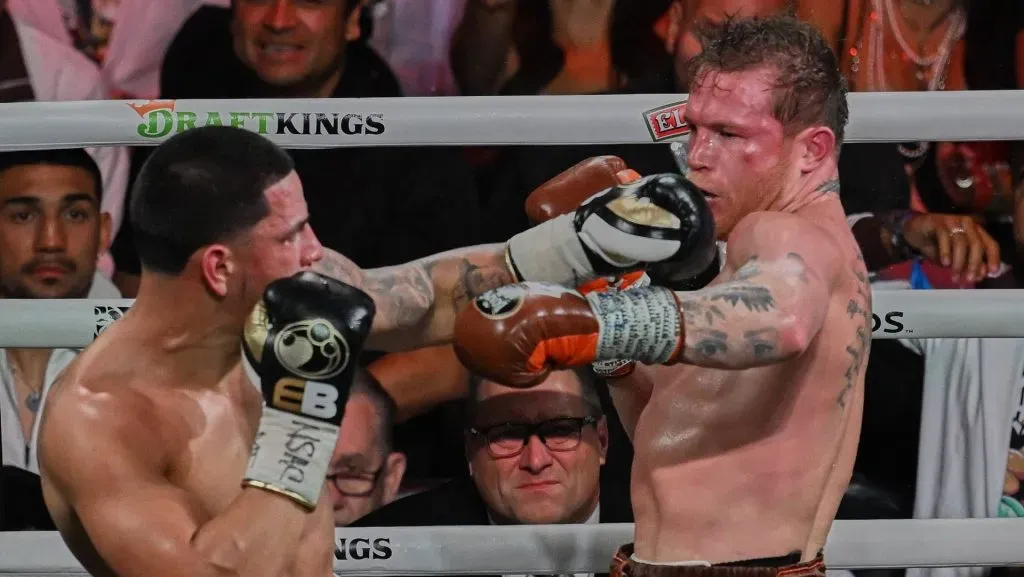 Canelo Álvarez tuvo su segunda y última pelea del año ante Edgar Berlanga en septiembre. (IMAGO)