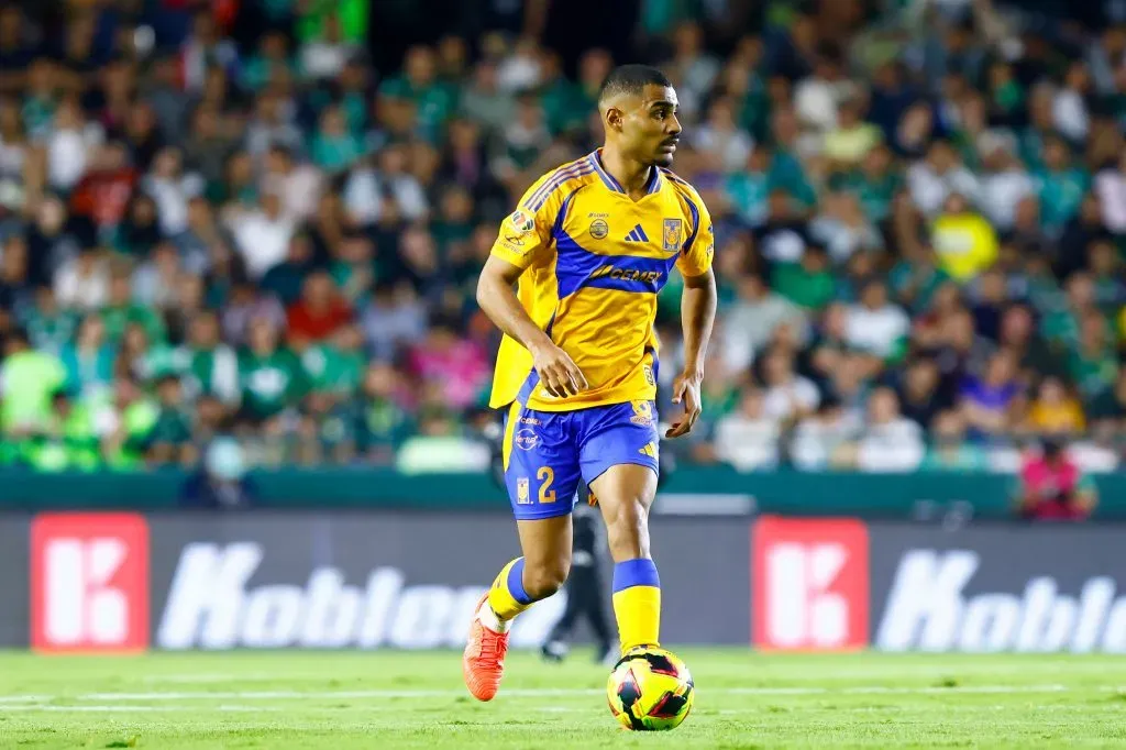 Joaquim se transformó en una fija en la alineación titular de Tigres durante el Clausura 2025. (Getty Images)
