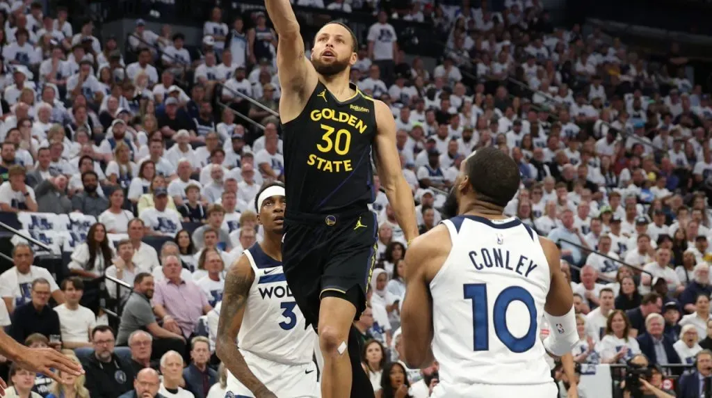 Stephen Curry en el Juego 1 Wolves vs. Warriors. (Foto: Getty Images)