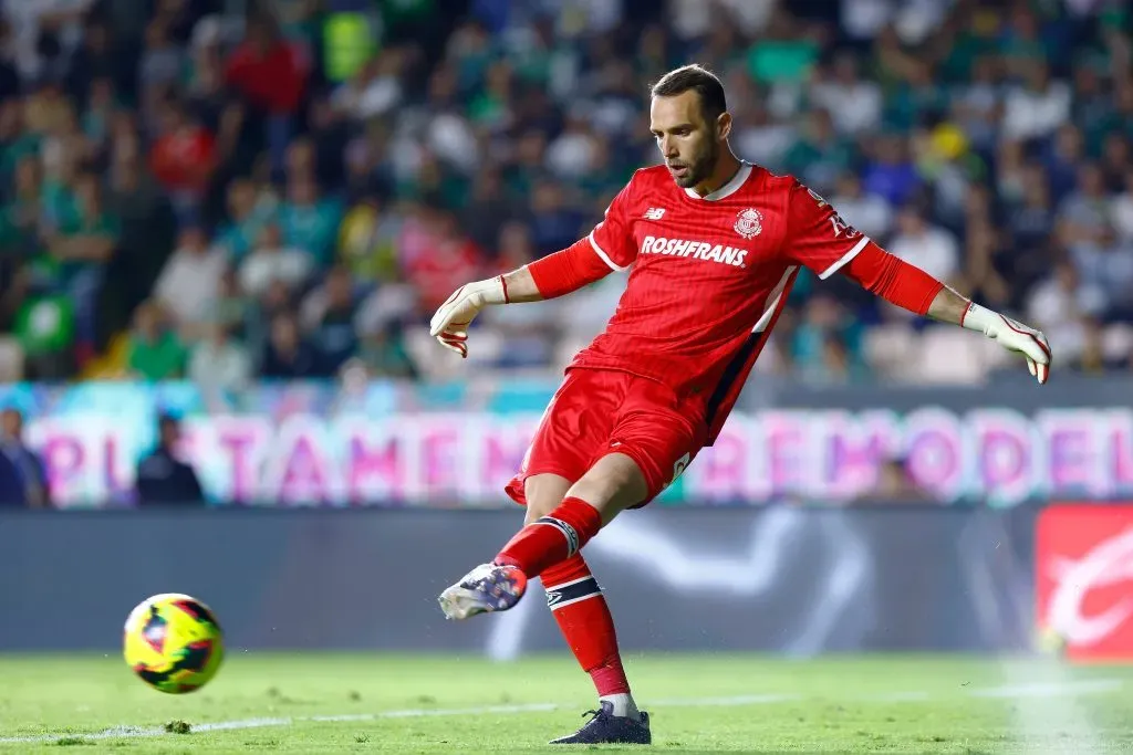 Se supo: el detonante de la salida de Pau López de Toluca que convenció a la directiva. Lado.mx Se supo: el detonante de la salida de Pau López de Toluca que convenció a la directiva. Noticias en tiempo real