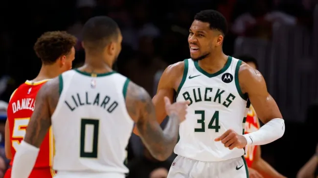 Damian Lillard y Antetokounmpo. (Foto: Getty Images)