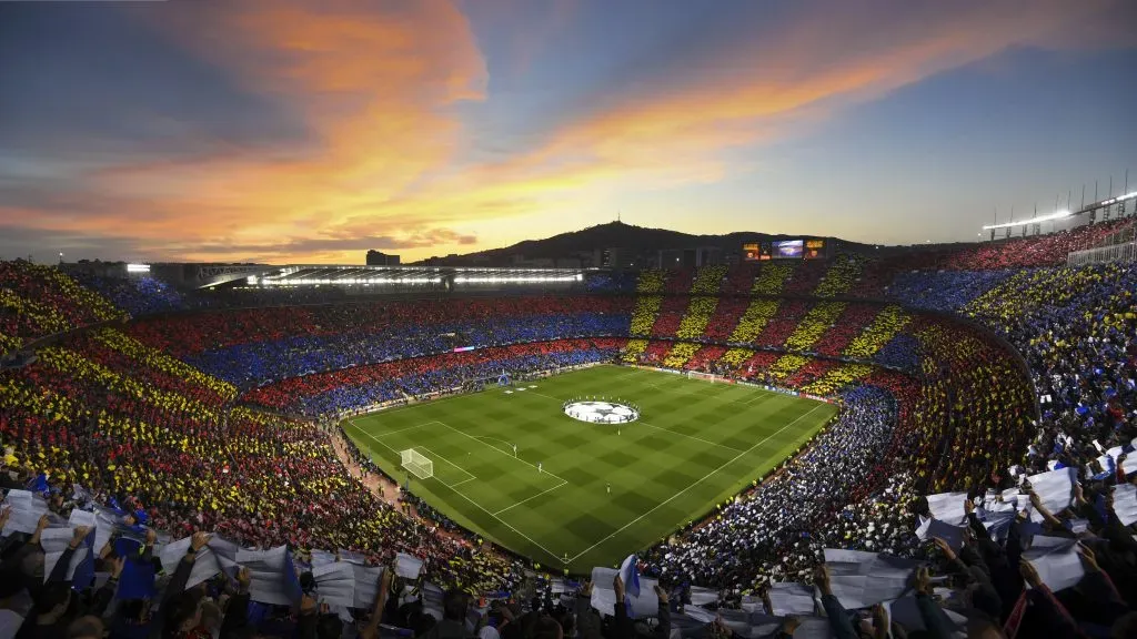 Camp Nou en un partido de Champions League (GETTY IMAGES)