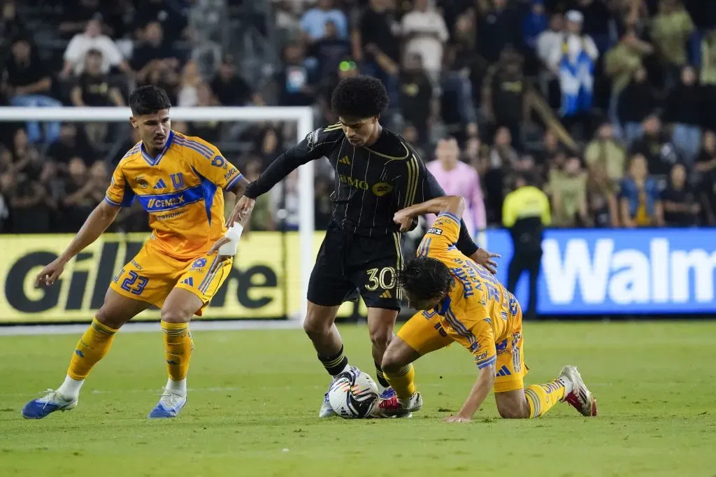 Tigres no pudo con LAFC y comprometió su clasificación a cuartos de final. (Imago7)