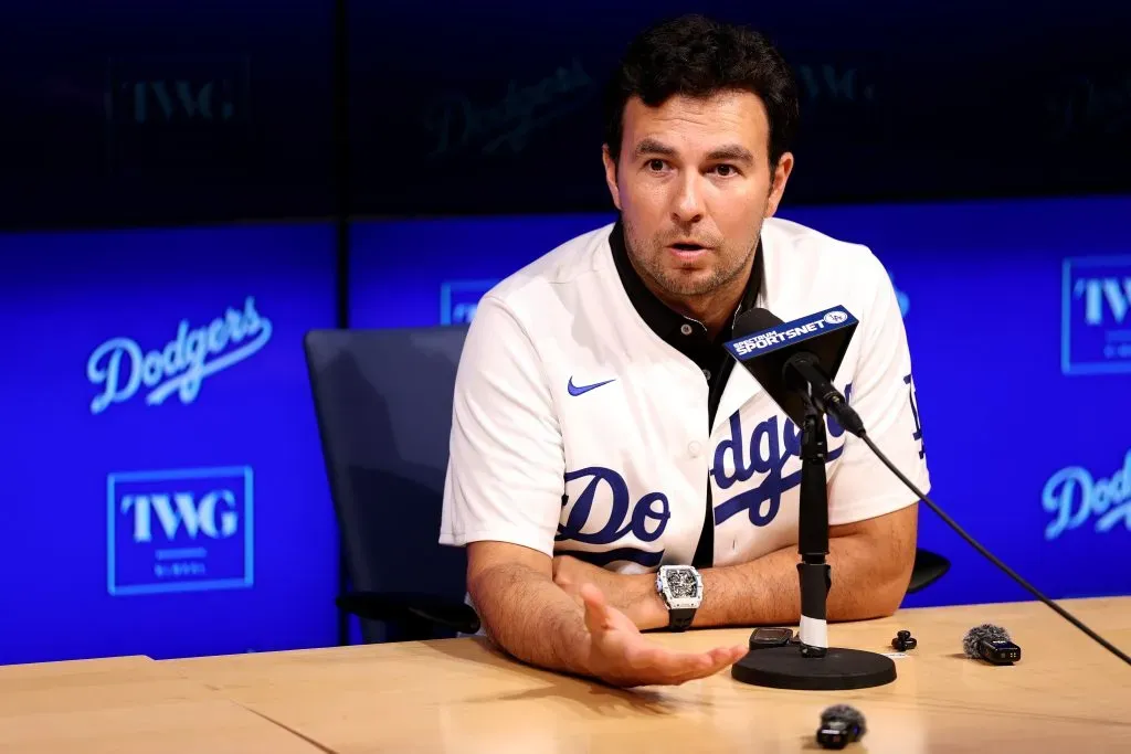 La rueda de prensa de Checo Pérez en Los Angeles (GETTY IMAGES)