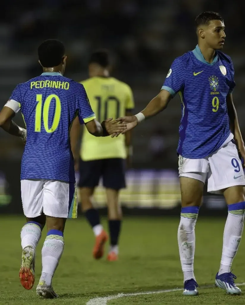 Pedrinho y Deivid Washington en la Selección de Brasil (Foto: Instagram @deividwashington_)
