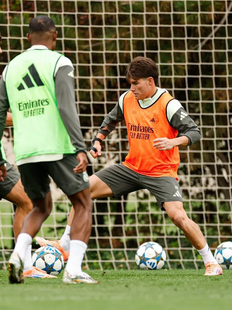 Real Madrid ya se entrenó en Kazajistán tras viajar por alrededor de diez horas. (Real Madrid oficial)