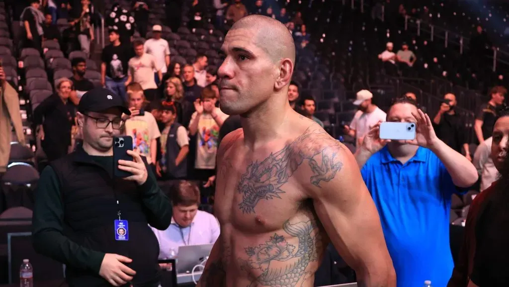 Alex Pereira se llevó una millonada de su pelea ante Magomed Ankalaev.